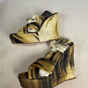 Gianvito Rossi Corsica Wedge Sandals Size 40 Made In Italy NIB